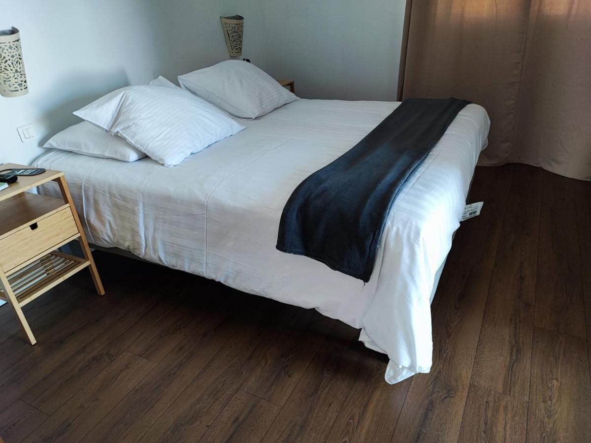 Logis Hotel De La Clape Narbonne-Plage Εξωτερικό φωτογραφία